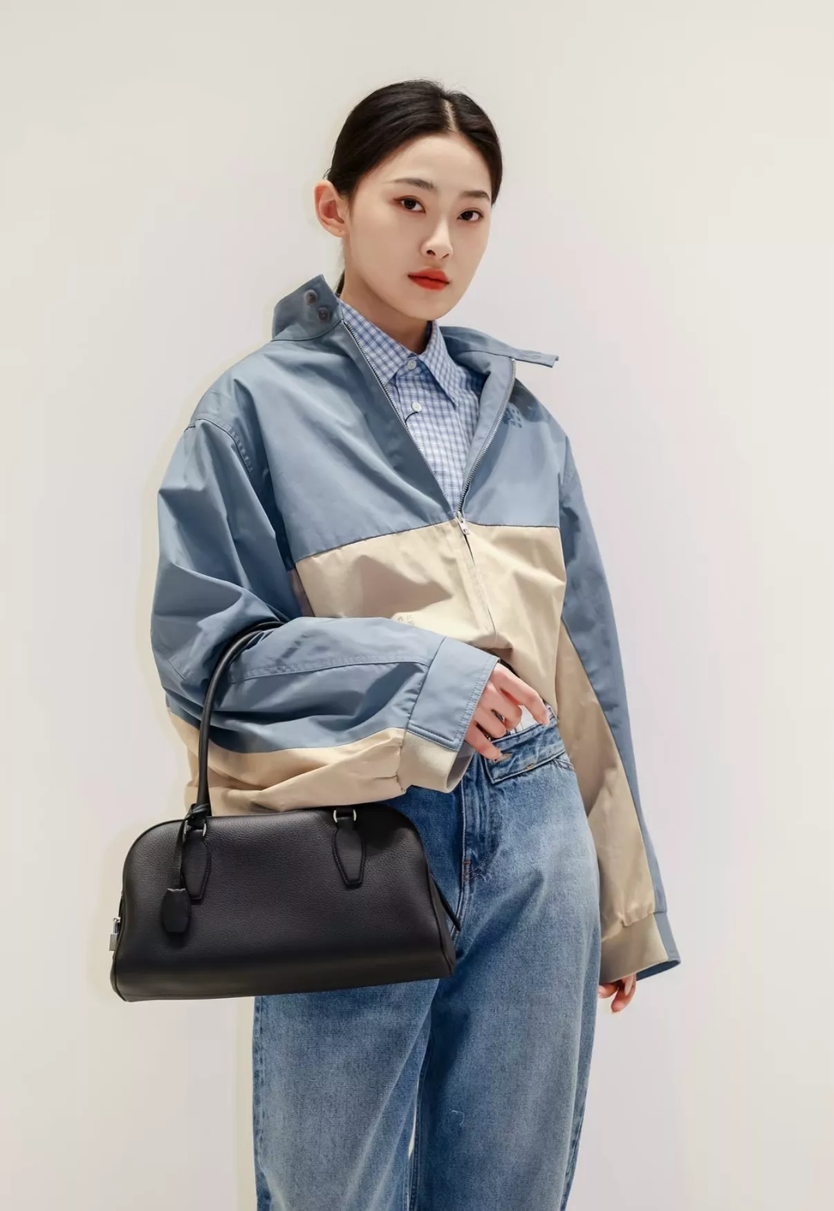 더로우 EW 인디아 롱핸들 미니멀 보울링 토트백 상세 이미지 17