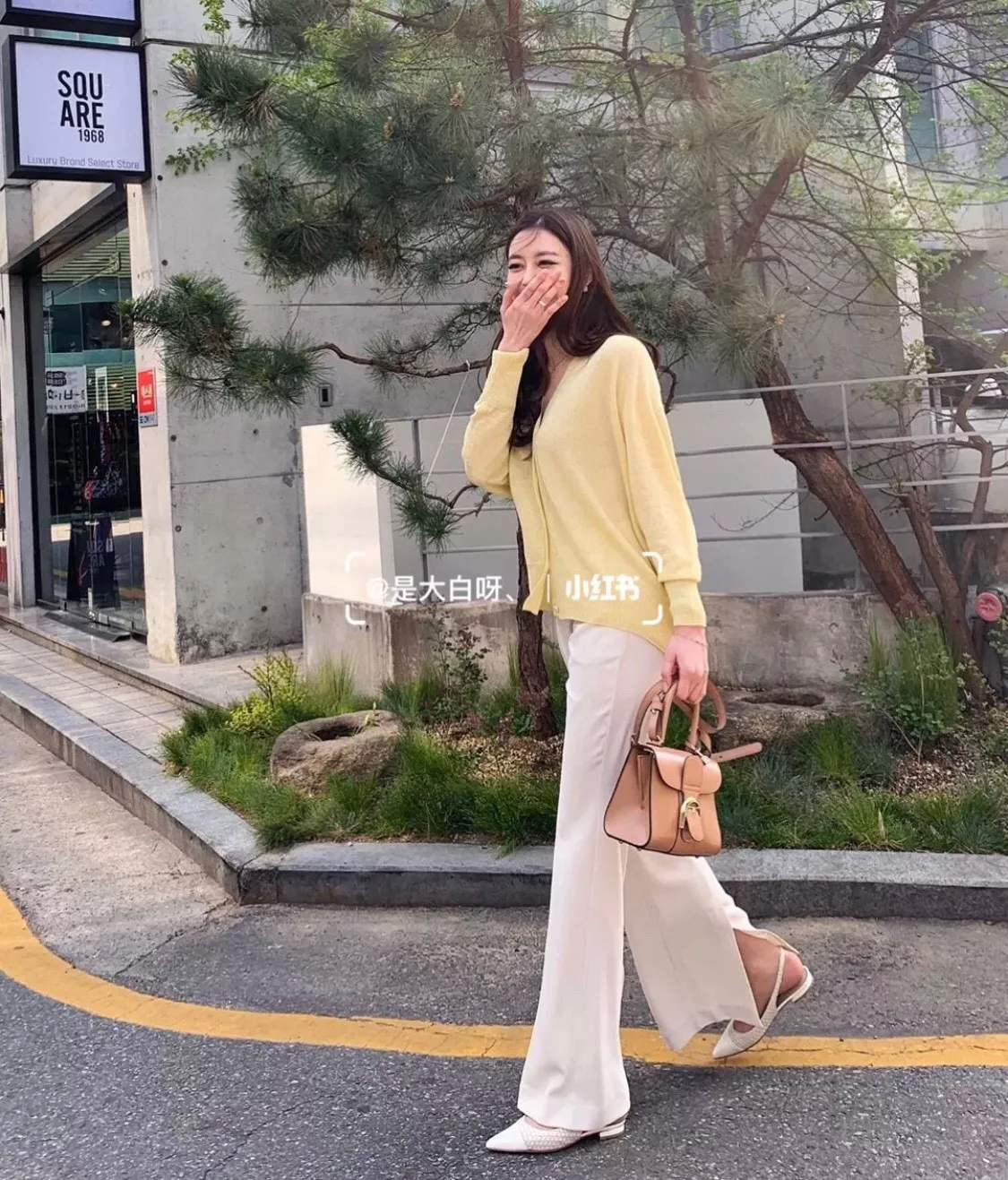 델보 브리앙 박스가죽 더블링 토트백 상세 이미지 15