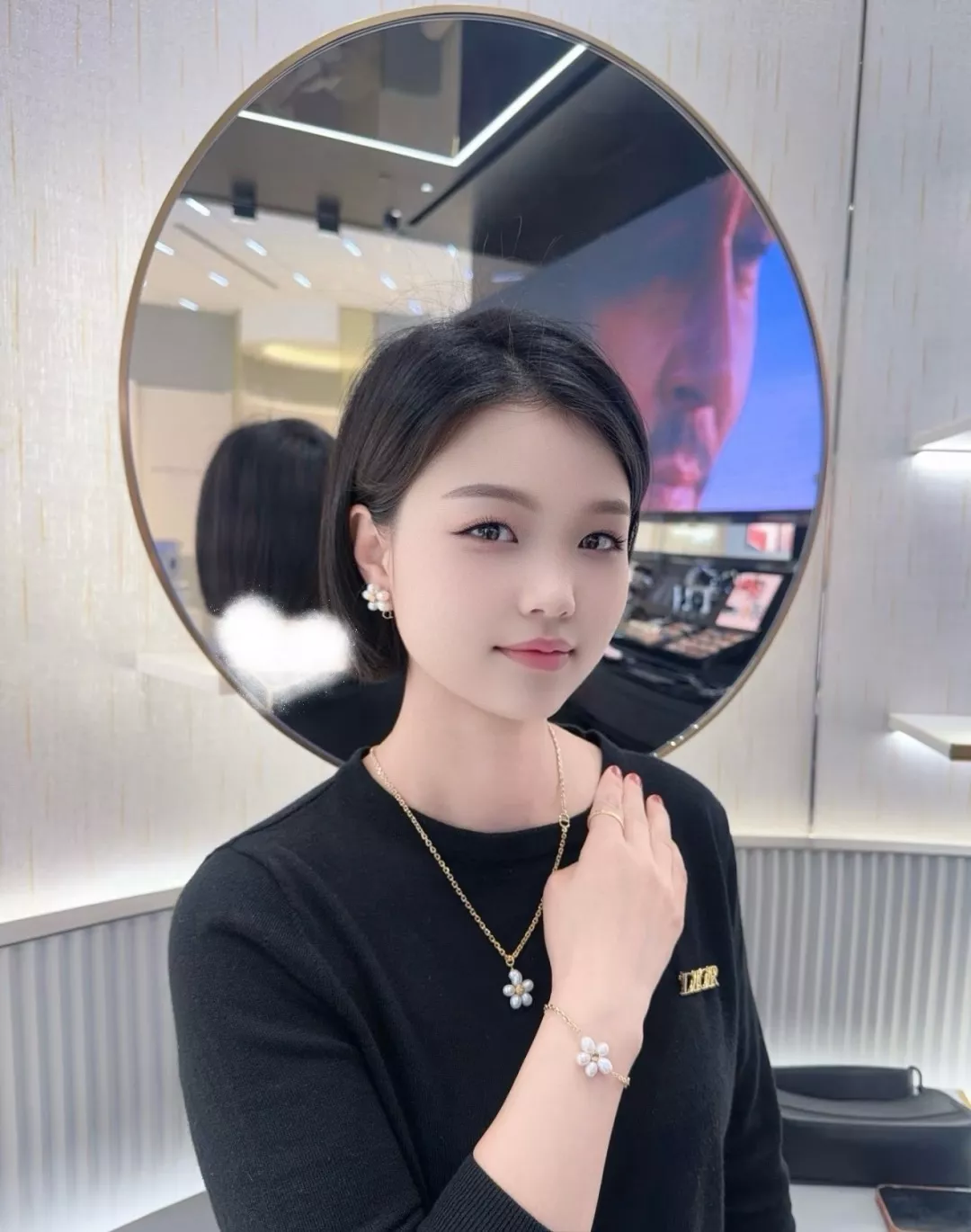디올 천연 진주 플라워 골드 체인 목걸이 상세 이미지 7
