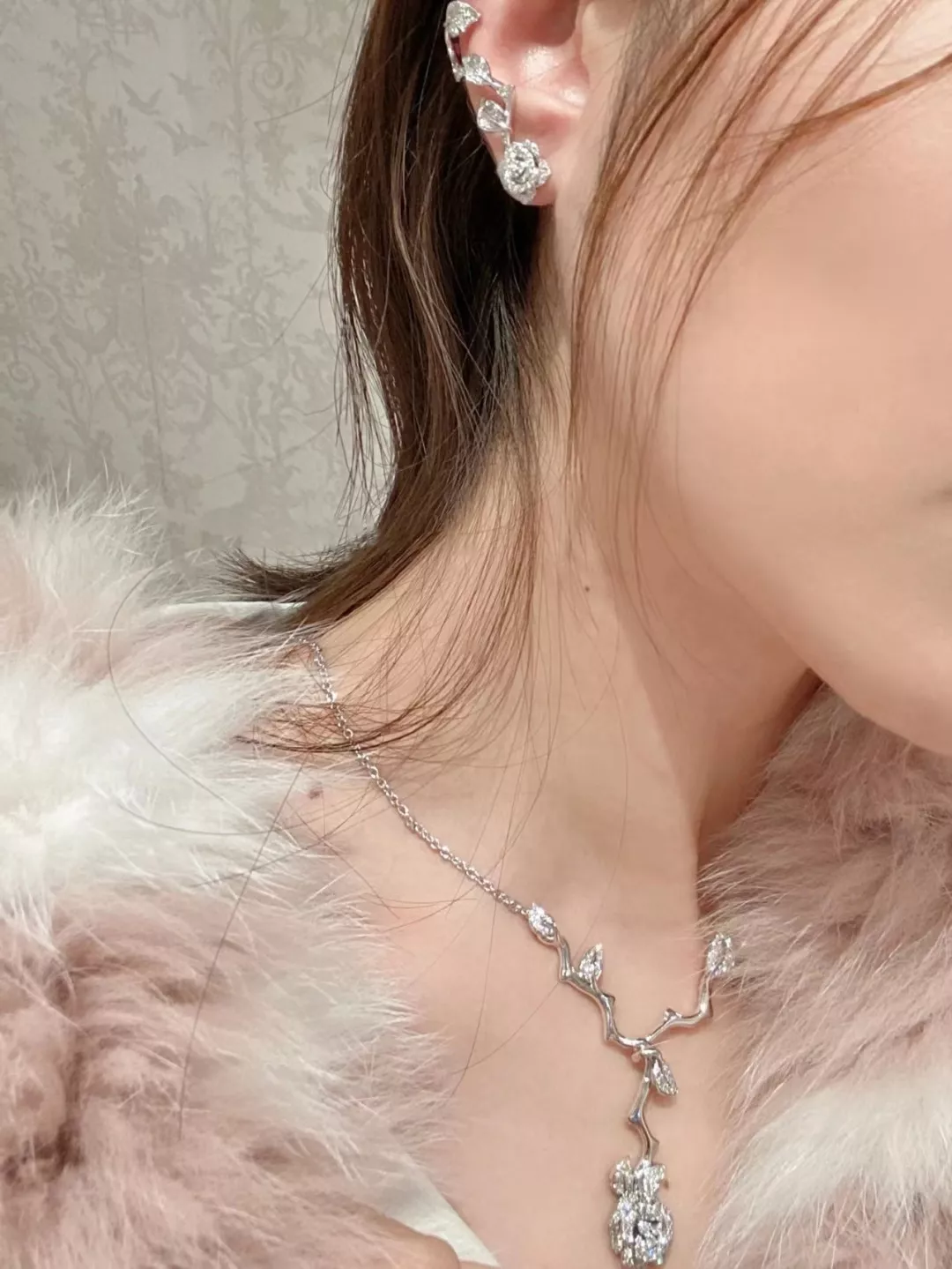 디올 로즈 바가텔 로즈 모티프 실버 목걸이 상세 이미지 16