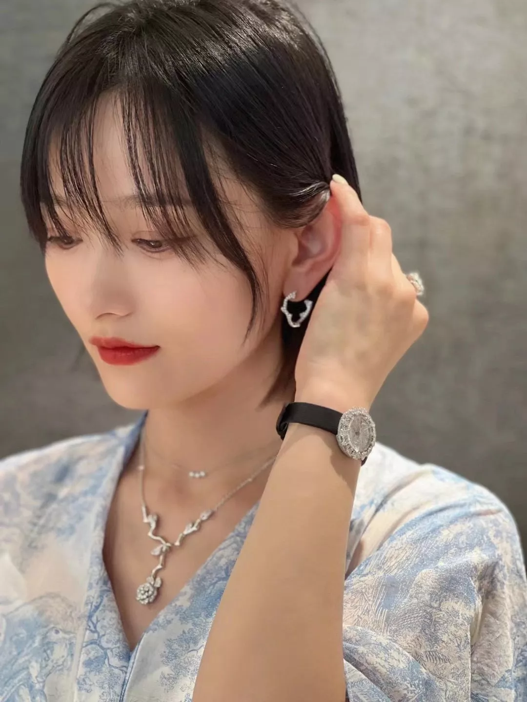디올 로즈 바가텔 로즈 모티프 실버 목걸이 상세 이미지 9
