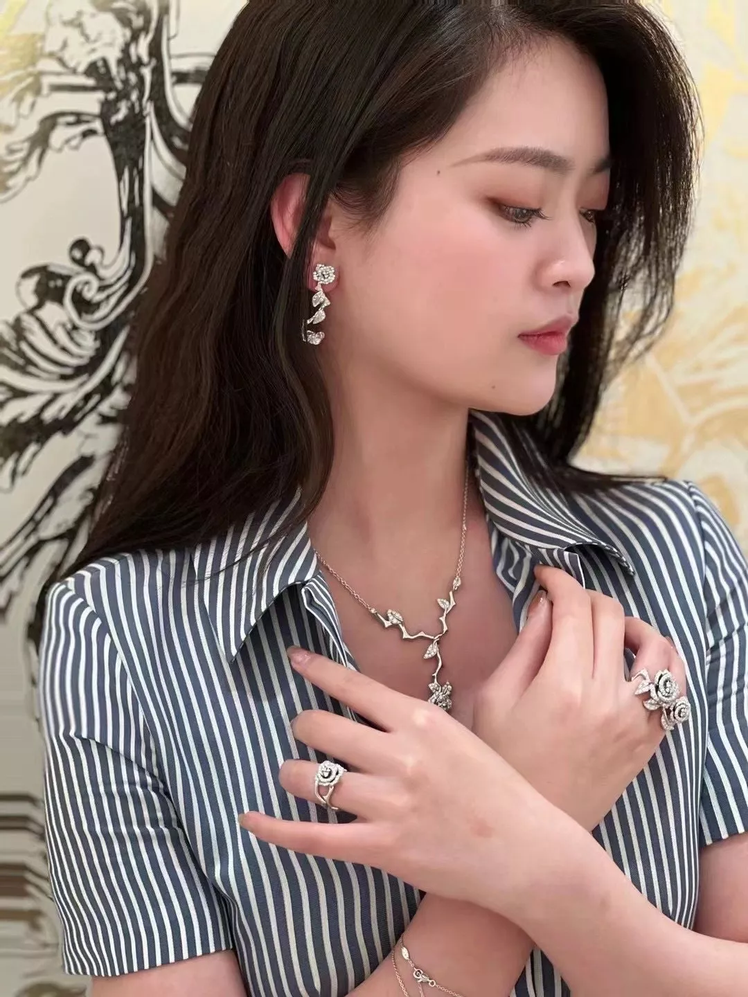 디올 로즈 바가텔 로즈 모티프 실버 목걸이 상세 이미지 18