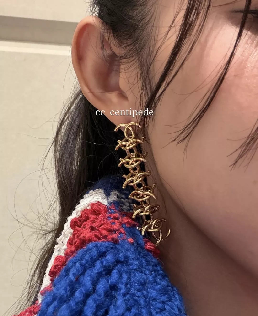샤넬 멀티 CC 중첩 디자인 골드 이어링 상세 이미지 16