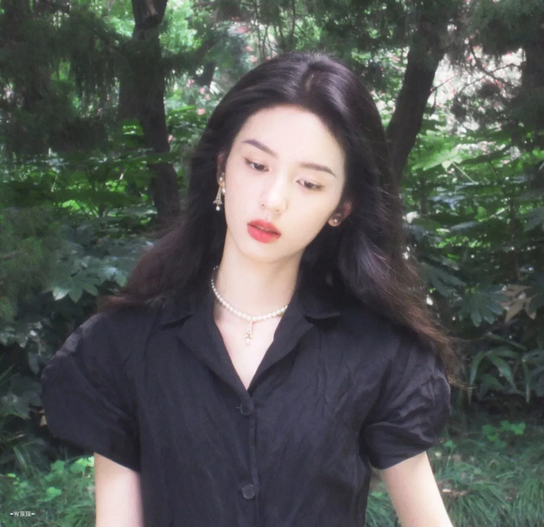 디올 에펠탑 펜던트 스와로브스키 진주 목걸이 상세 이미지 22