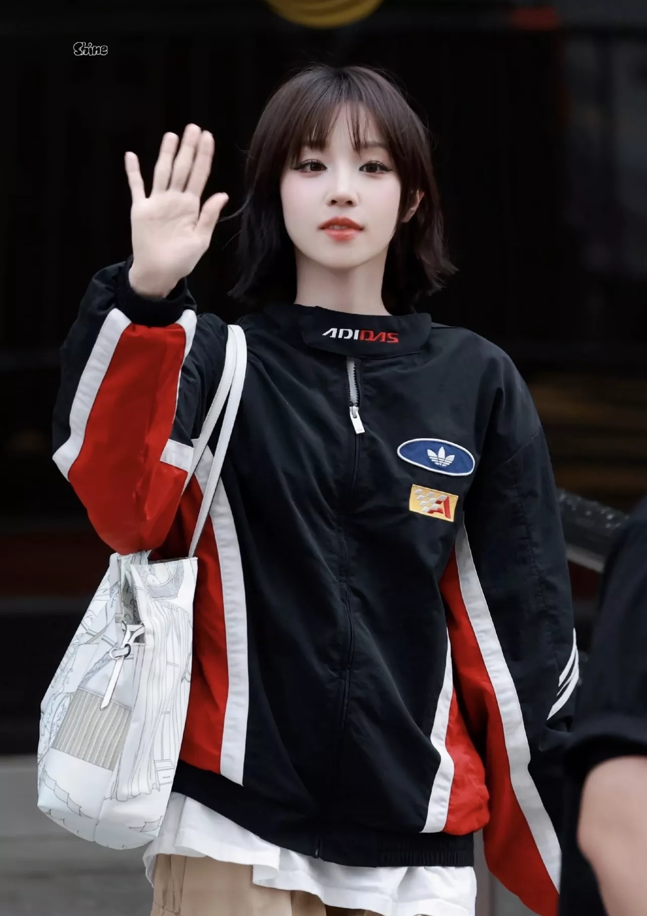 아디다스 레이싱 컬러블록 스탠드넥 집업 재킷 상세 이미지 32