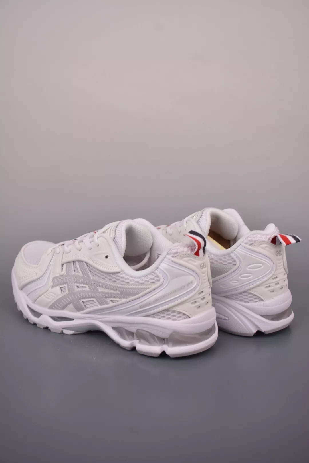 톰브라운 GEL-Kayano 14 콜라보 로우탑 러닝 스니커즈 상세 이미지 2