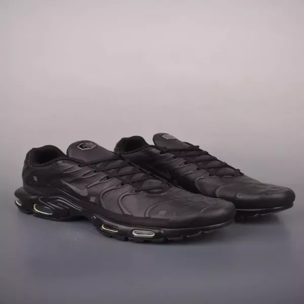 나이키 에어맥스 플러스 ACW 온릭스 레더 러닝화