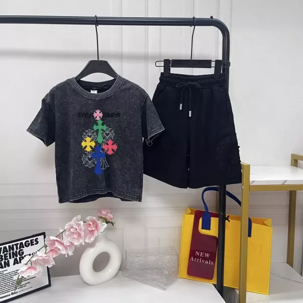 크롬하츠 빈티지 워싱 십자가 프린트 아동 반소매 세트