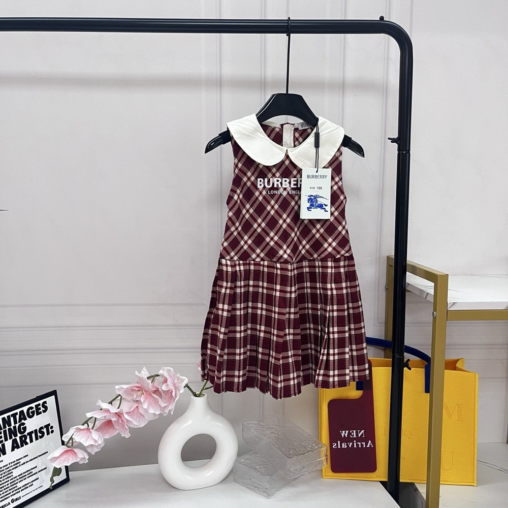 버버리 버건디 체크 피터팬 칼라 플리츠 민소매 원피스