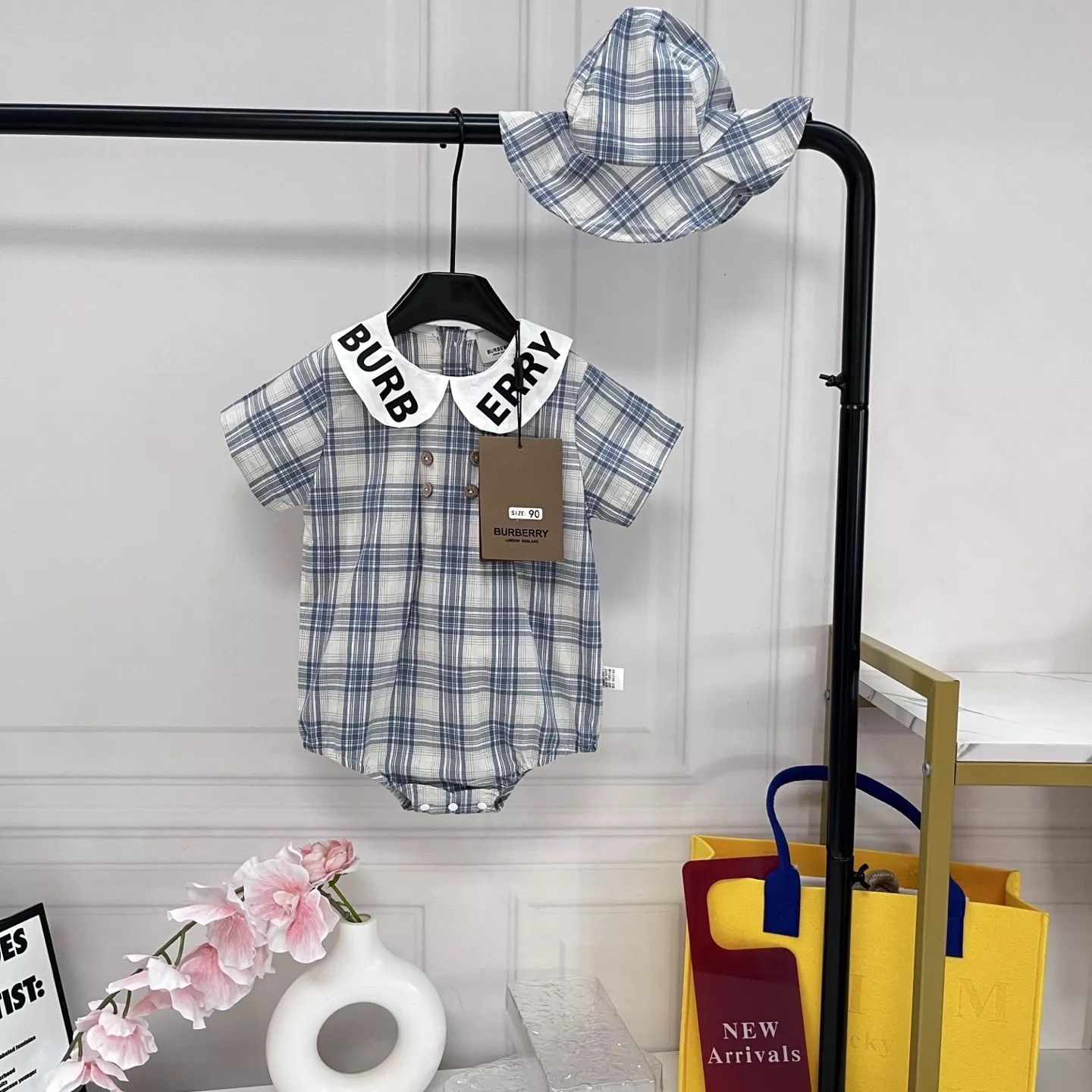 버버리 블루 체크 플랫카라 반소매 점프수트 세트 상세 이미지 2
