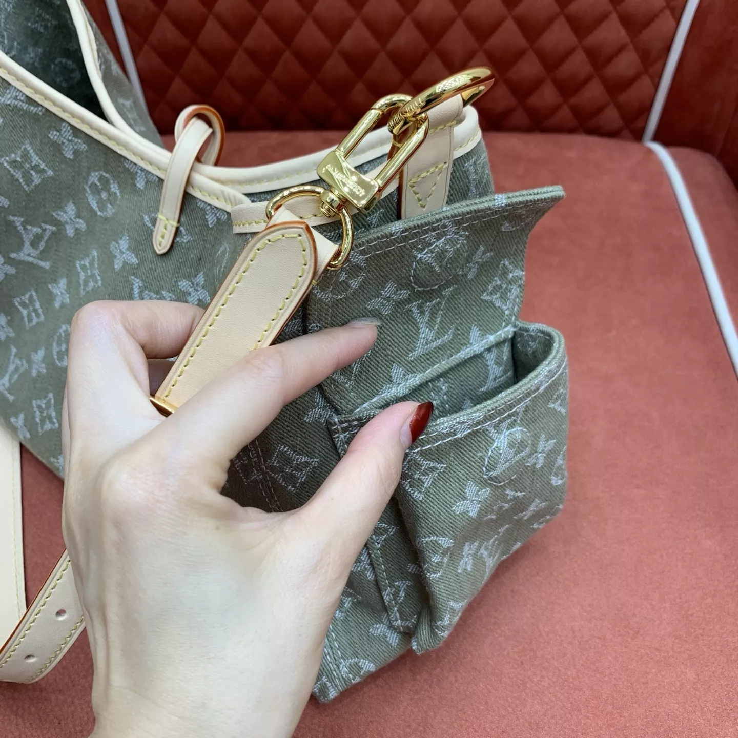 루이비통 워시드 카키 그린 데님 모노그램 카고 숄더백 상세 이미지 7