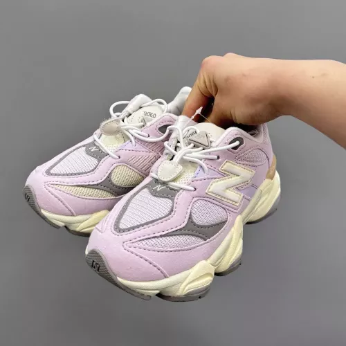 뉴발란스 메시 배색 엘라스틱 클로저 어글리 스니커즈