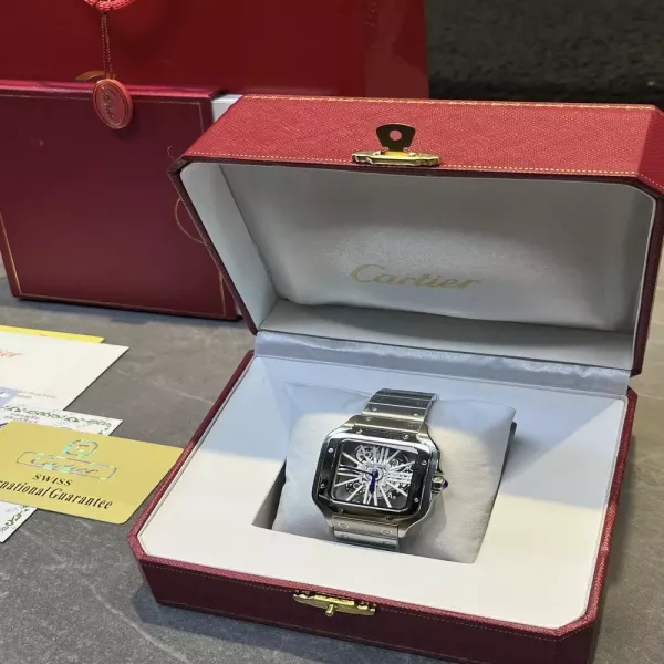 까르띠에 산토스 42mm 스테인리스 스틸 쿼츠 시계