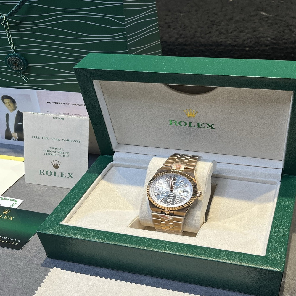 롤렉스 데이트저스트 세라믹 베젤 40mm 메탈 시계