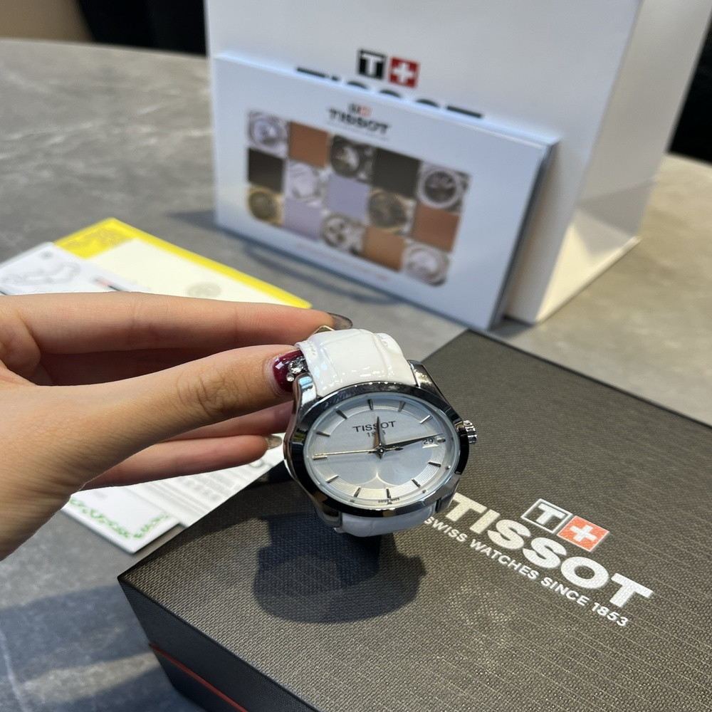 티쏘 33mm 화이트 다이얼 기계식 가죽 손목시계