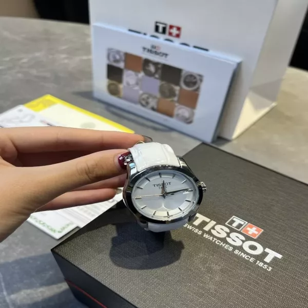 티쏘 33mm 화이트 다이얼 기계식 가죽 손목시계