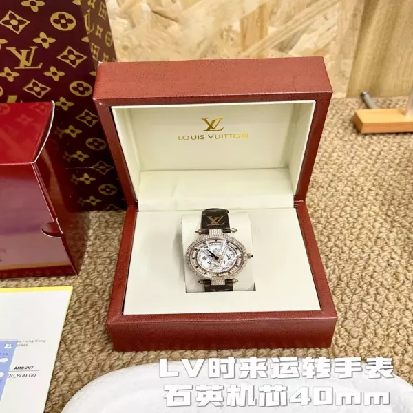 루이비통 시계추 다이얼 40mm 쿼츠 가죽 손목시계