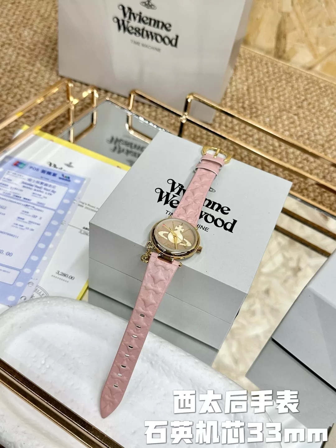 비비안웨스트우드 핑크 가죽 스트랩 골드톤 33mm 쿼츠 손목시계 상세 이미지 4