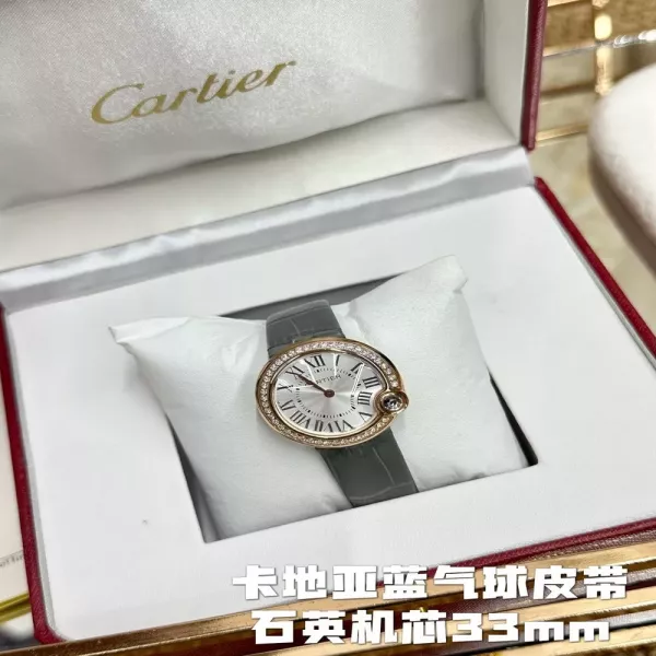 까르띠에 블루 벌룬 33mm 가죽 스트랩 손목시계