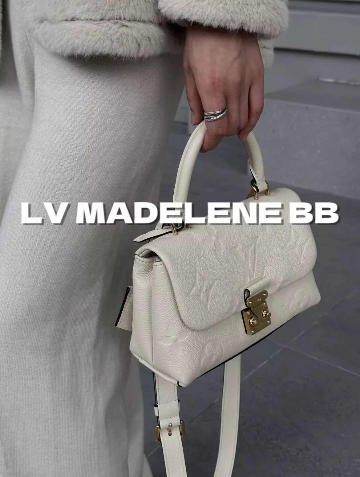 루이비통 마들렌 BB 엠보 그레인 카우하이드 토트백 상세 이미지 30
