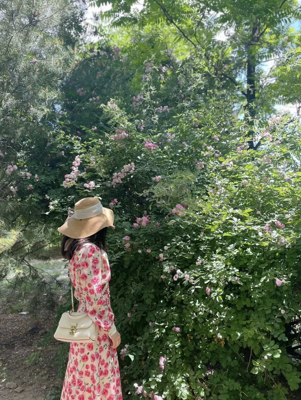 루이비통 마들렌 BB 엠보 그레인 카우하이드 토트백 상세 이미지 33