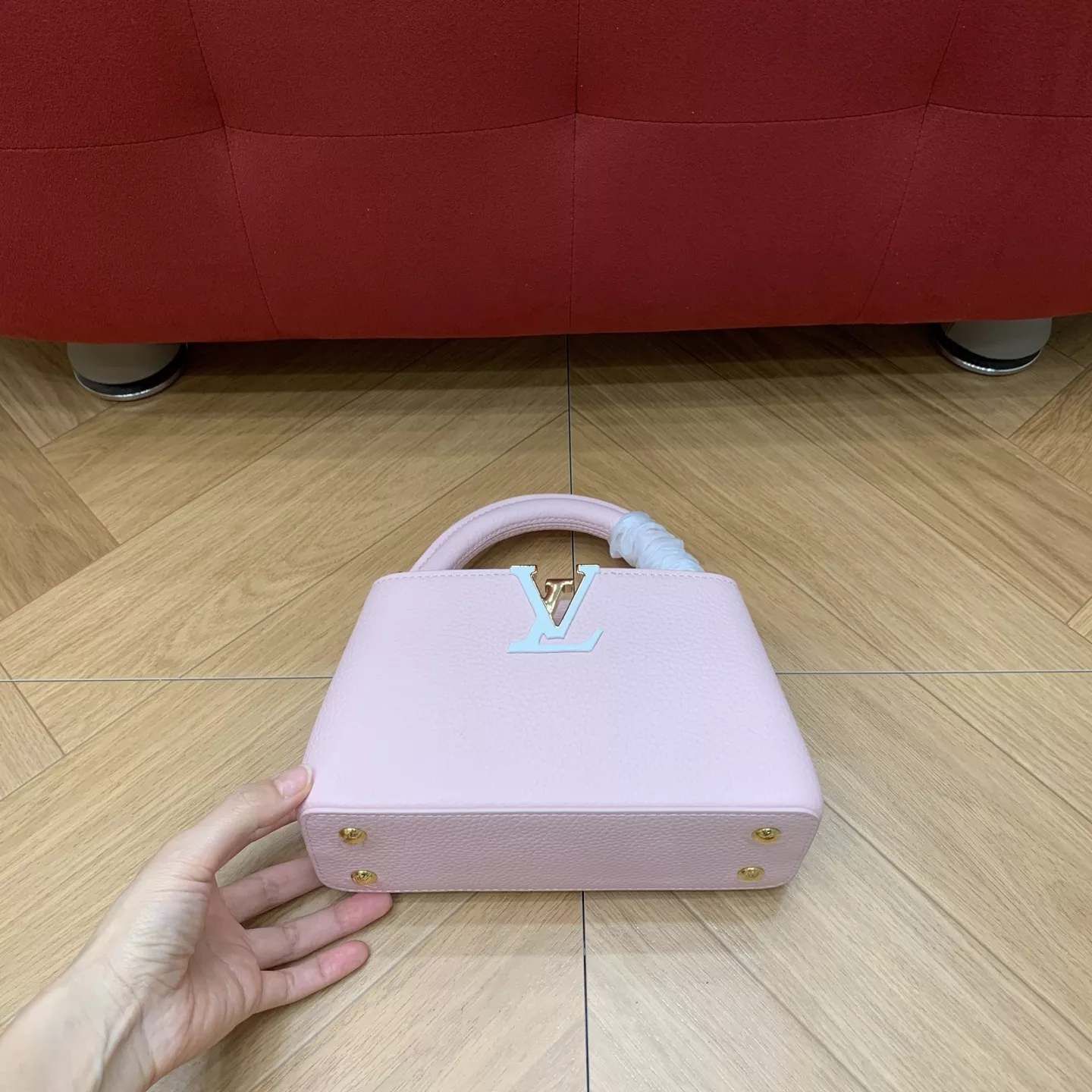 루이비통 카퓌신 가로형 미니 탑핸들백 상세 이미지 5