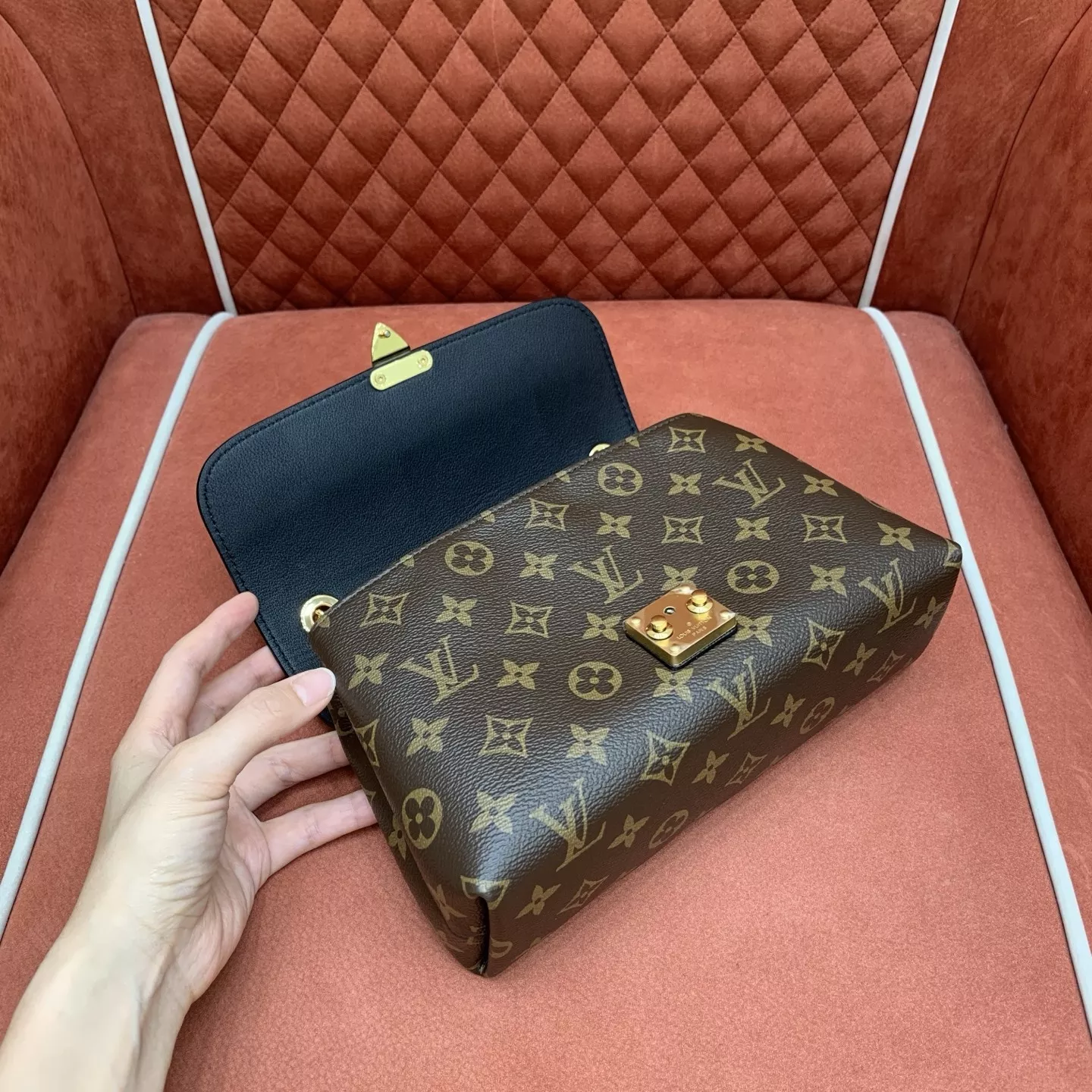 루이비통 마들렌 BB 모노그램 체인 숄더백 상세 이미지 7