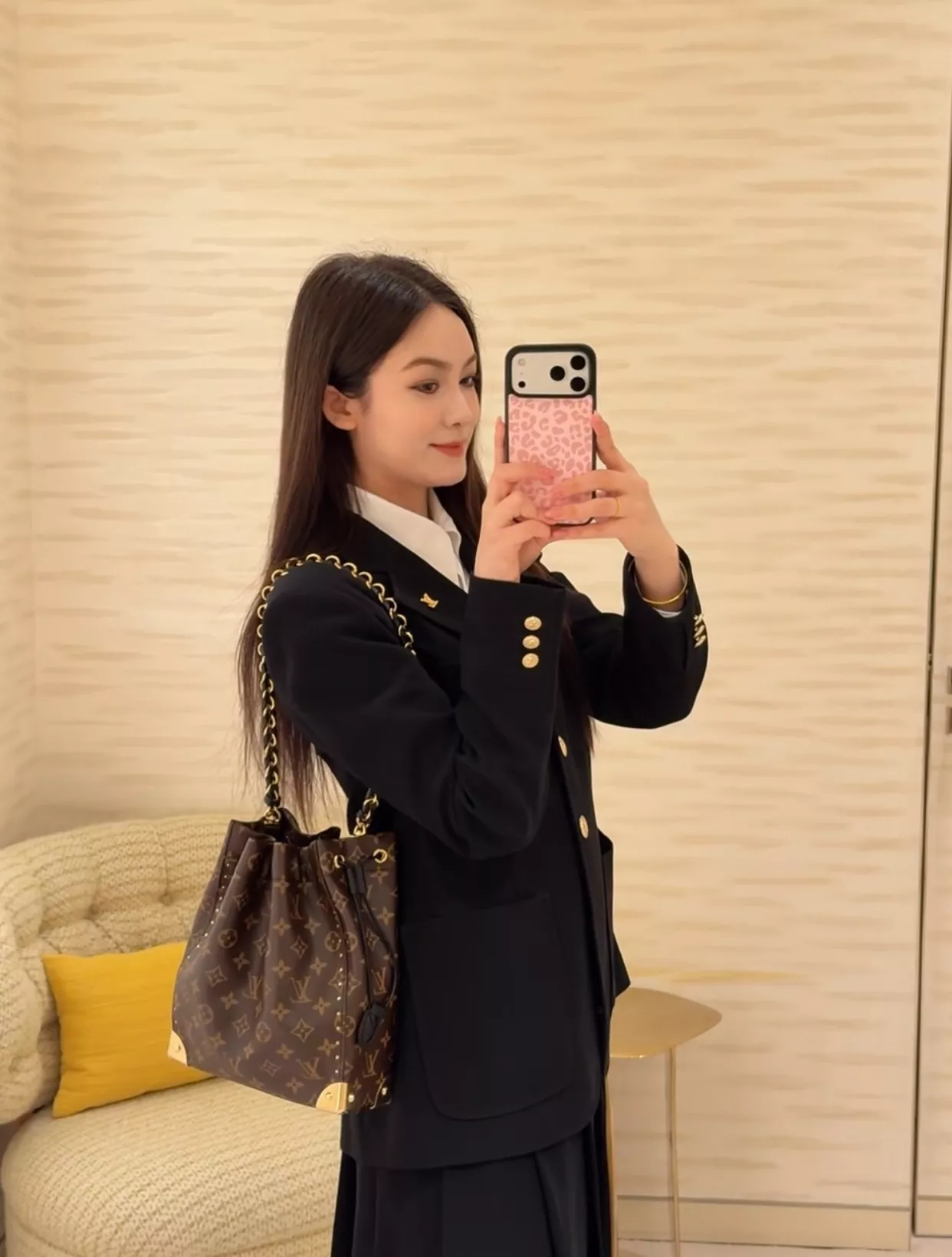 루이비통 모노그램 노에 트렁크 버킷백 상세 이미지 31