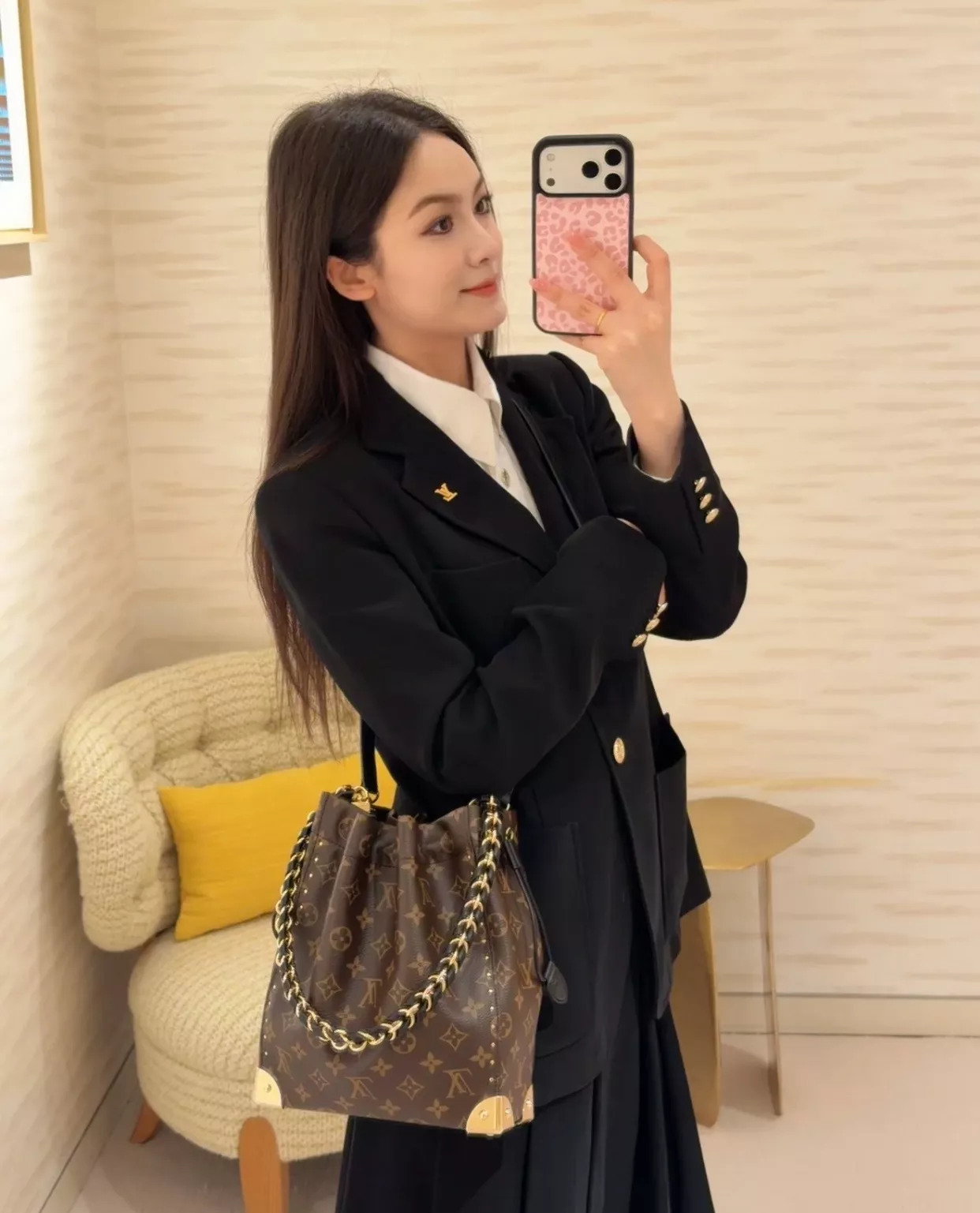 루이비통 모노그램 노에 트렁크 버킷백 상세 이미지 33