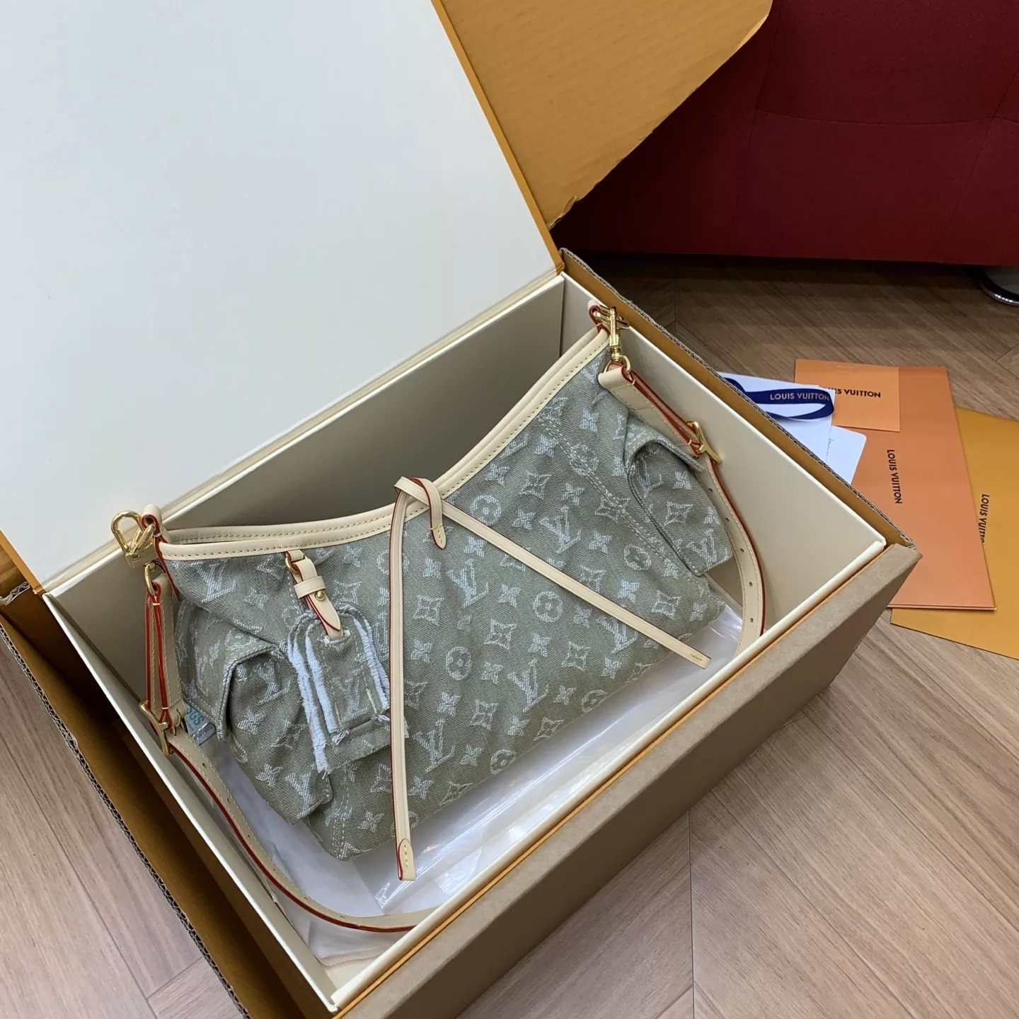 루이비통 워시드 그린 데님 카고 캐리올 숄더백 상세 이미지 19
