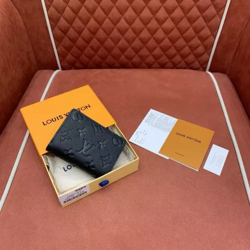 루이비통 클레아 올블랙 엠보 그레인 카프스킨 반지갑