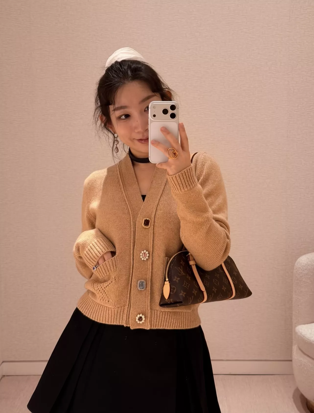 루이비통 스콰이어 모노그램 캔버스 호보 숄더백 상세 이미지 38