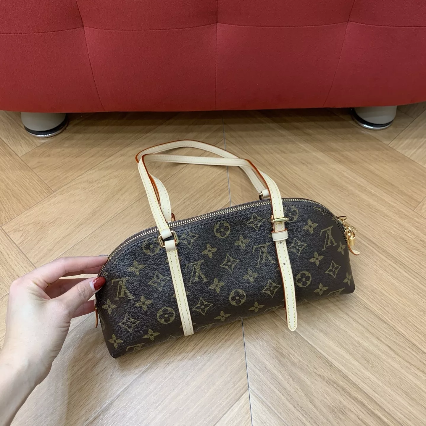 루이비통 스콰이어 모노그램 캔버스 호보 숄더백 상세 이미지 21