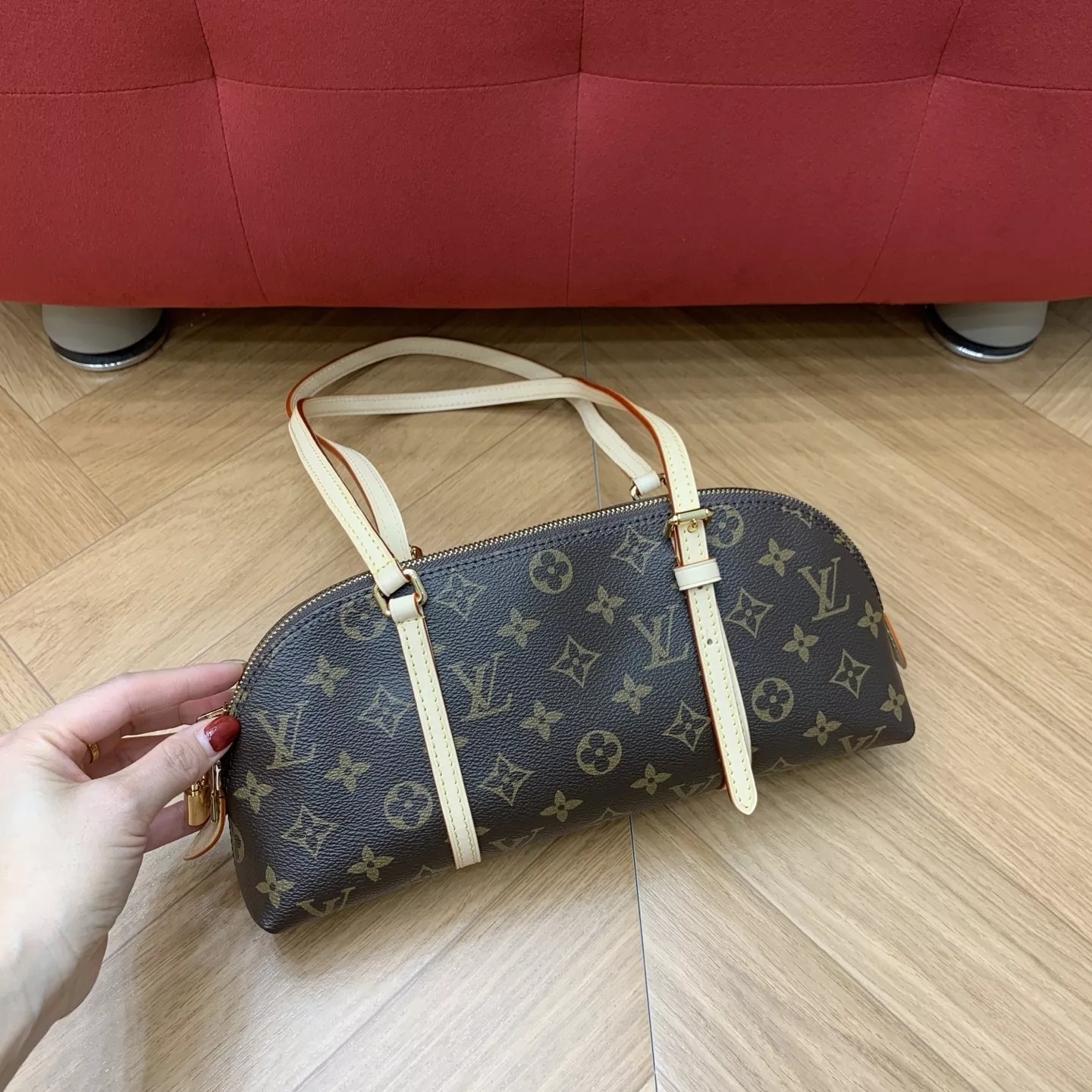 루이비통 스콰이어 모노그램 캔버스 호보 숄더백 상세 이미지 20