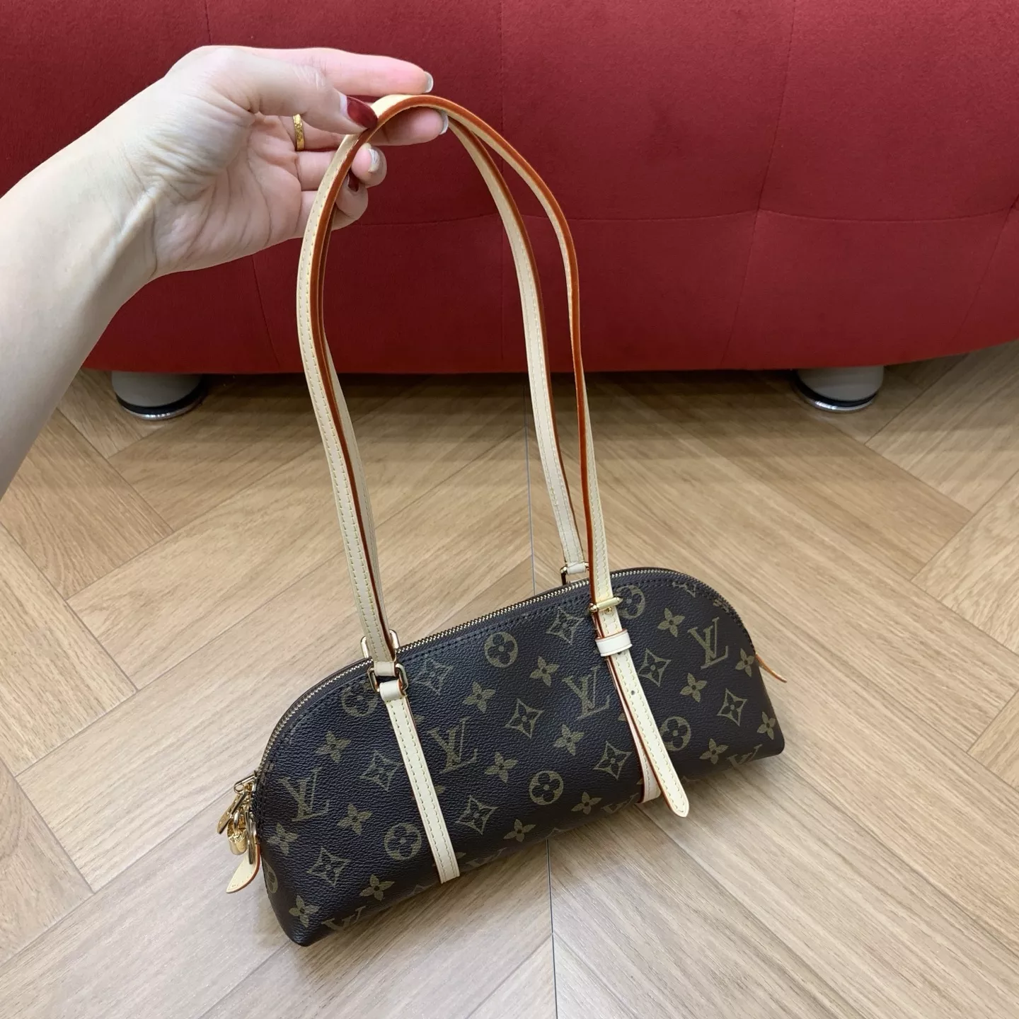 루이비통 스콰이어 모노그램 캔버스 호보 숄더백 상세 이미지 19