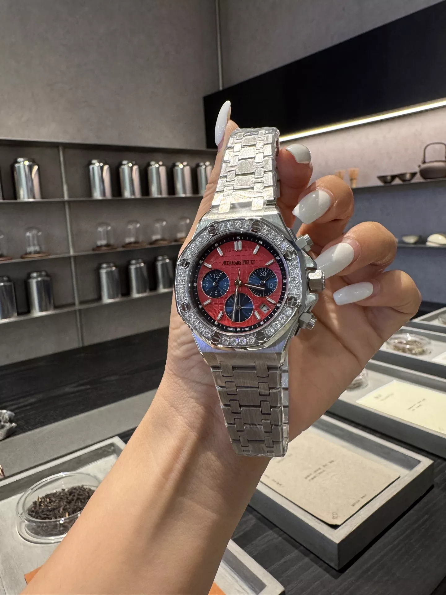 까르띠에 블루 벌룬 33mm 피쉬아이 글라스 다이아 가죽 손목시계 상세 이미지 10