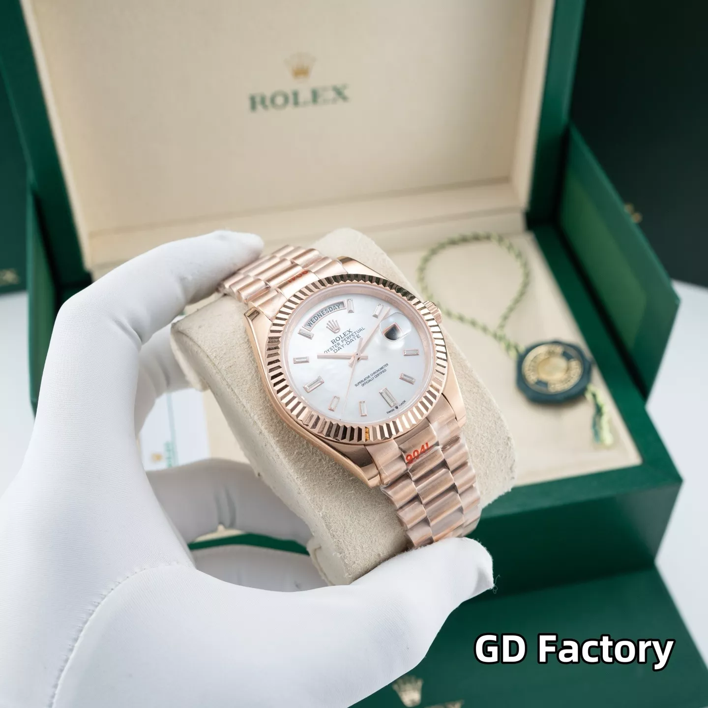 롤렉스 데이데이트 40mm 데이-데이트 메탈 손목시계 상세 이미지 4