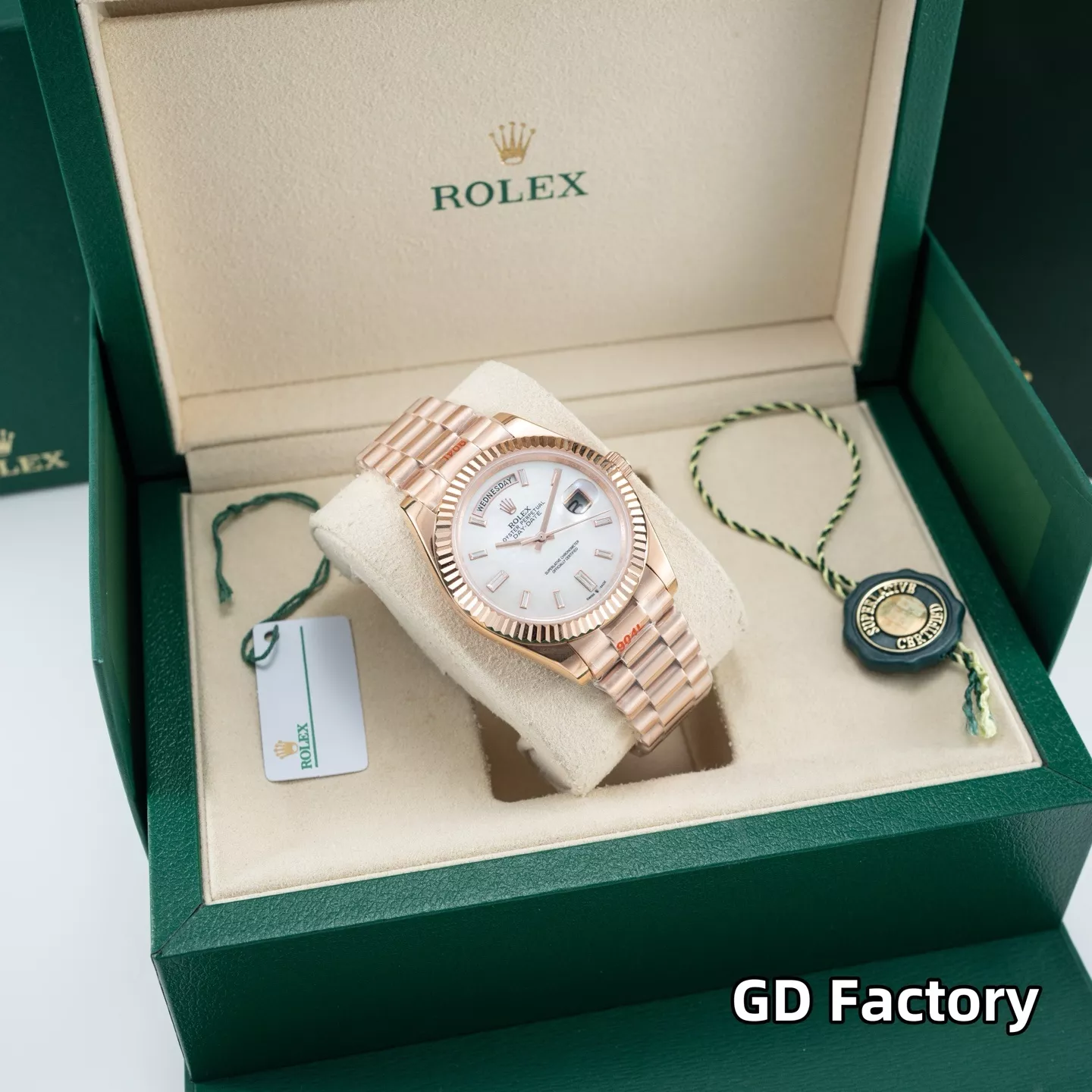 롤렉스 데이데이트 40mm 데이-데이트 메탈 손목시계 상세 이미지 3