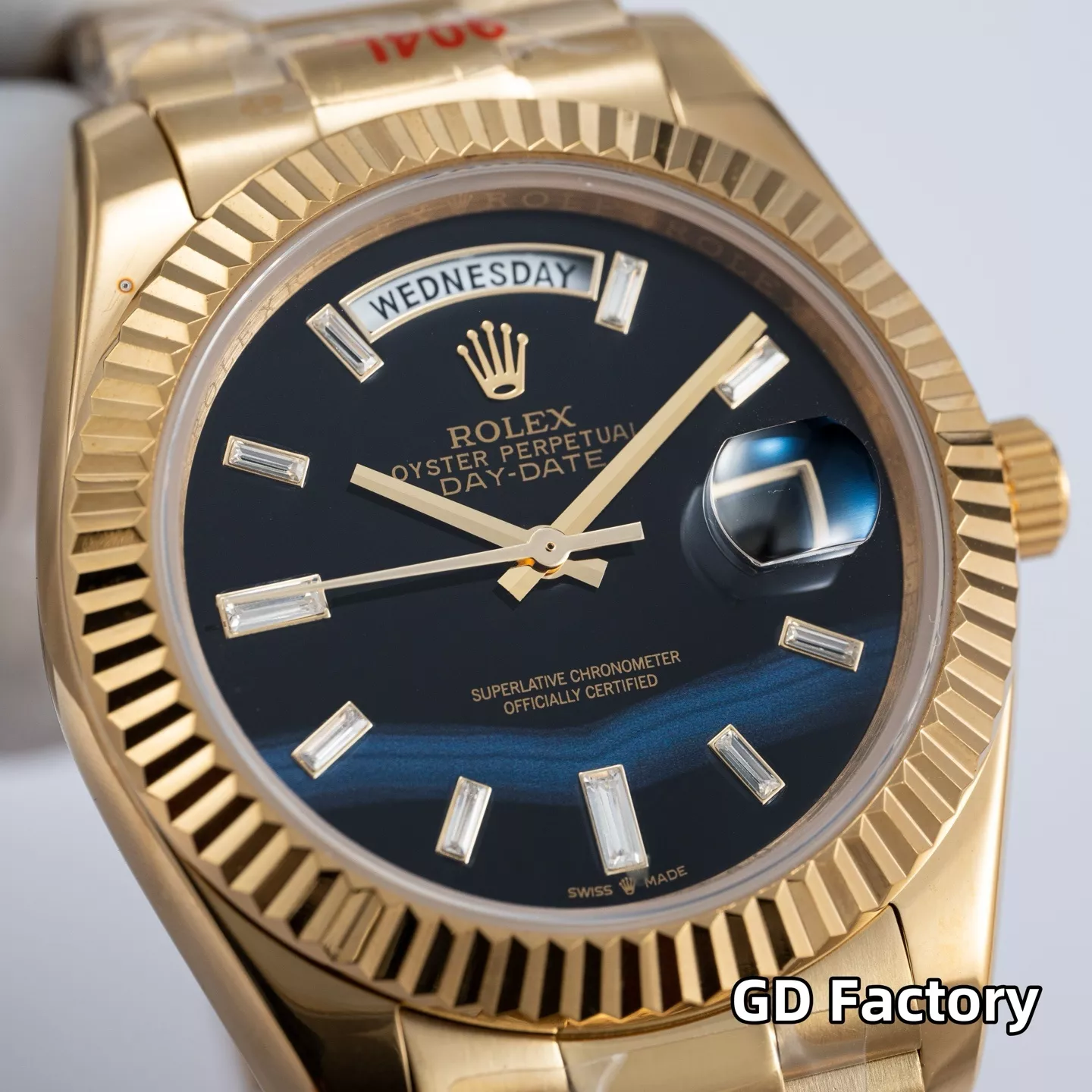 루이비통 데이데이트 40mm 사파이어 크리스탈 메탈 시계 상세 이미지 11