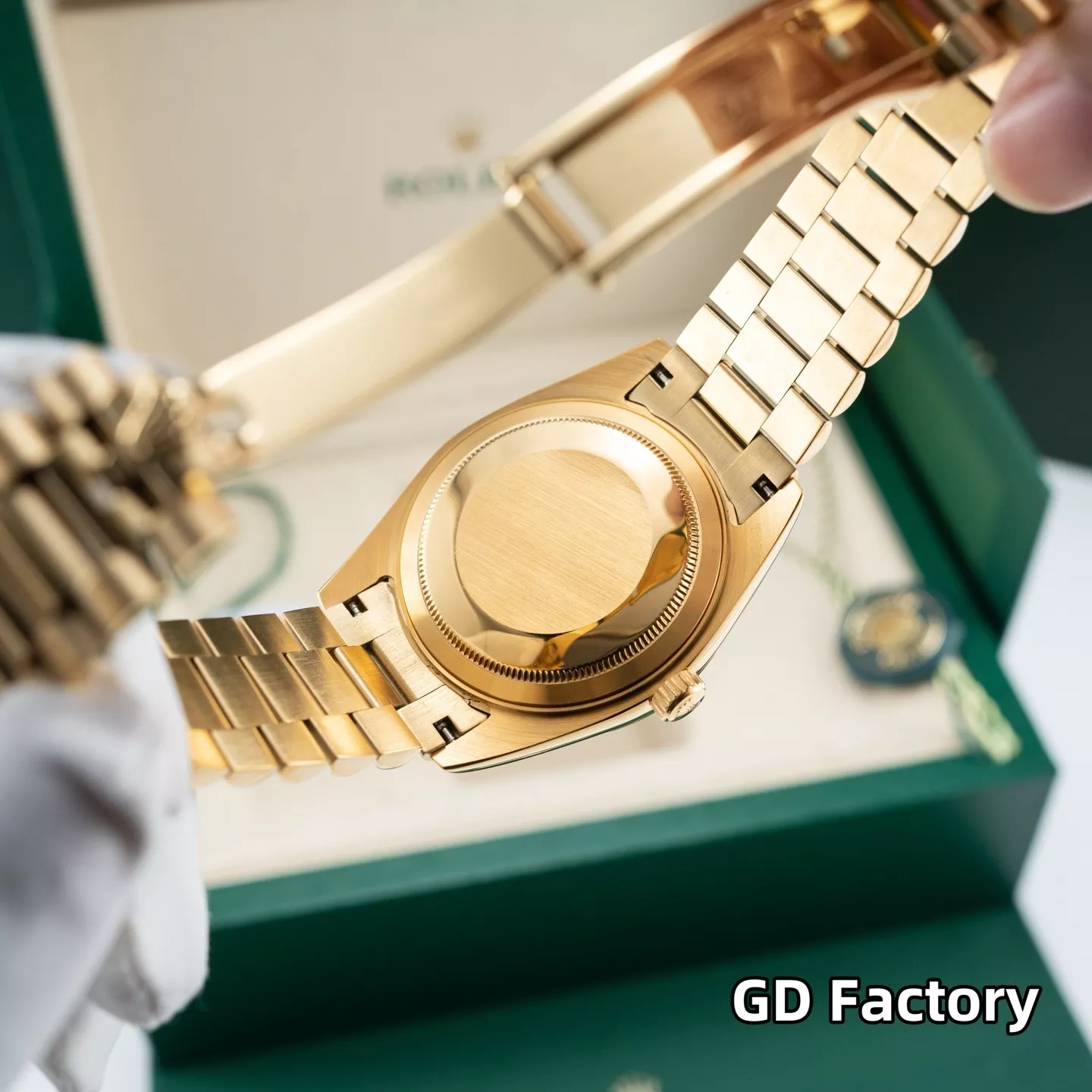 루이비통 데이데이트 40mm 사파이어 크리스탈 메탈 시계 상세 이미지 7