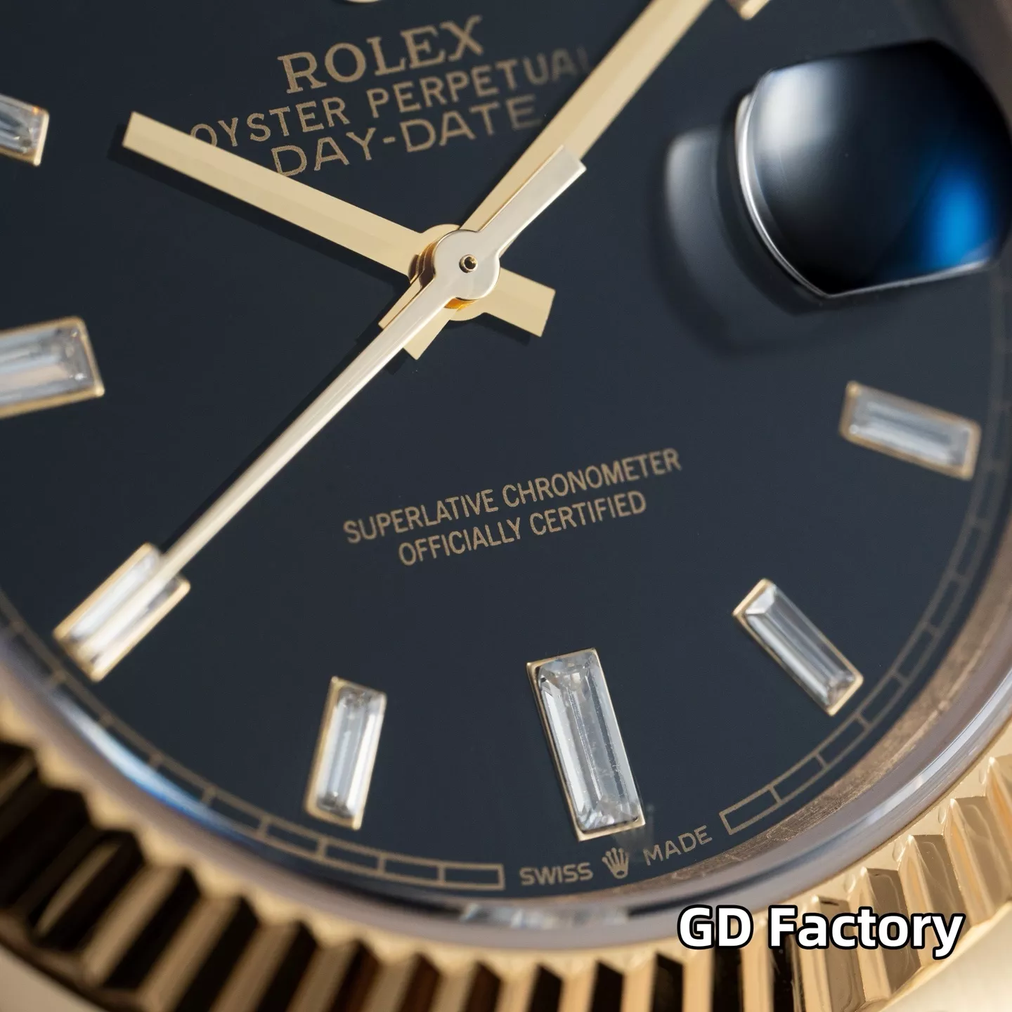 루이비통 40mm 데이데이트 사파이어 크리스탈 메탈 시계 상세 이미지 6