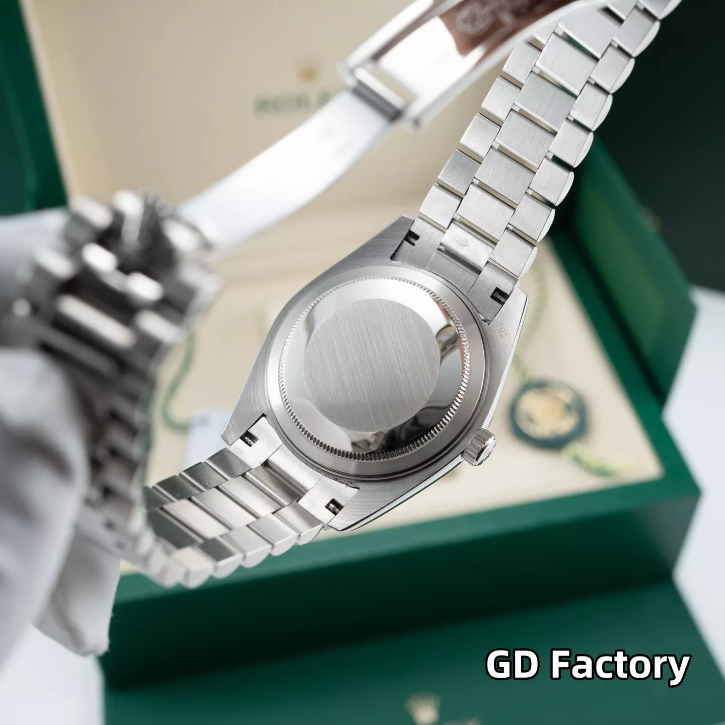 루이비통 40mm 데이데이트 사파이어 크리스탈 메탈 시계 상세 이미지 9