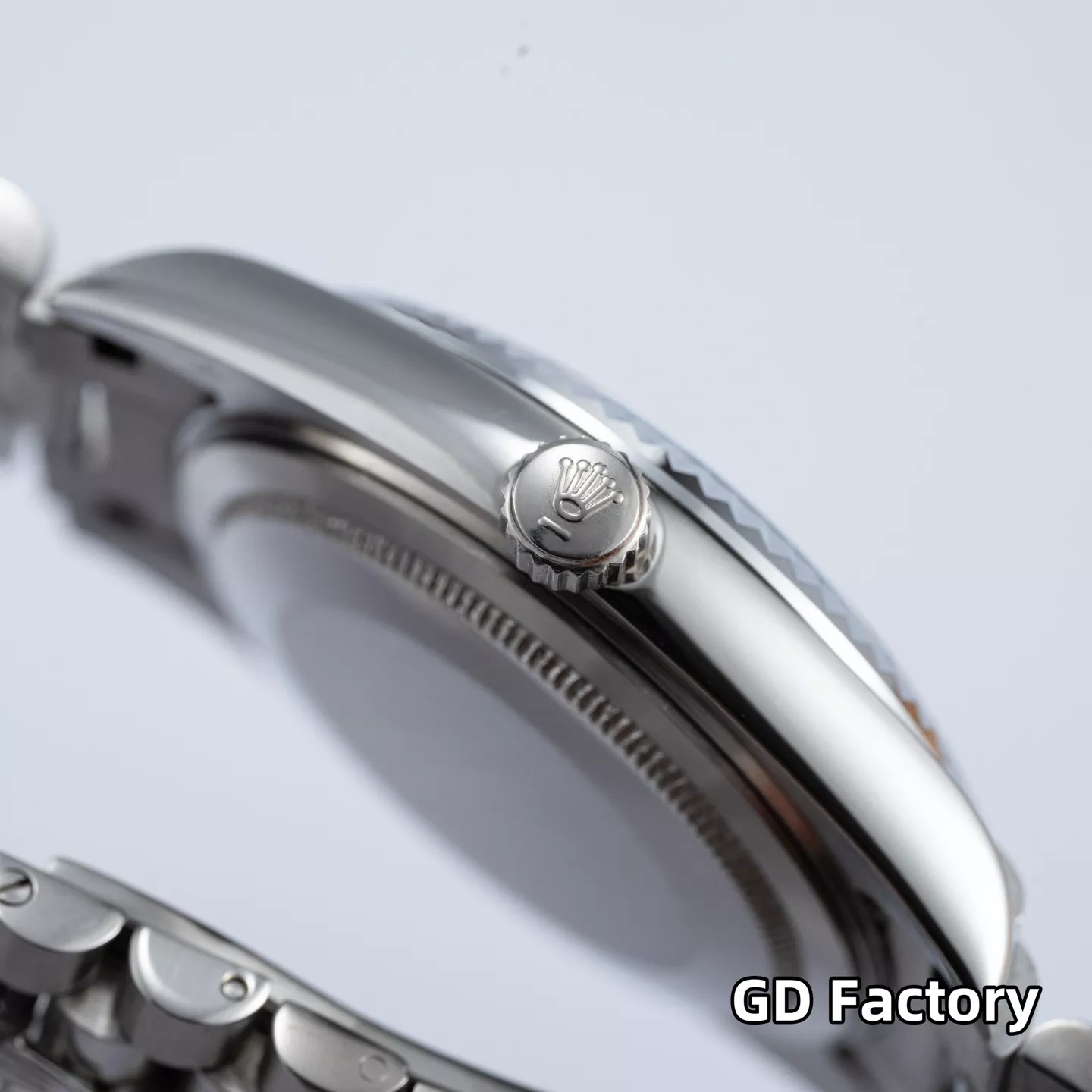 루이비통 40mm 데이데이트 사파이어 크리스탈 메탈 시계 상세 이미지 15