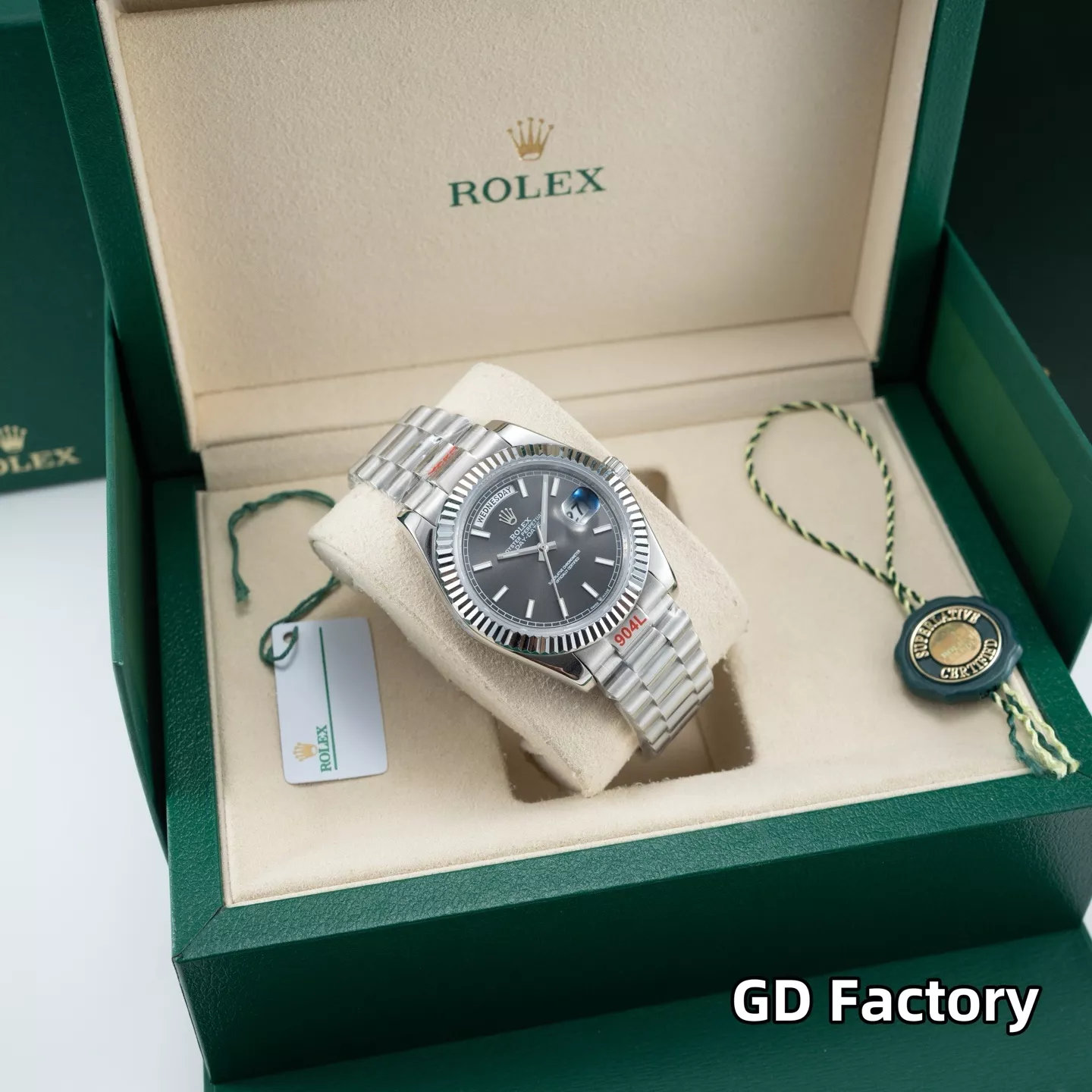 루이비통 40mm 데이데이트 사파이어 크리스탈 메탈 시계 상세 이미지 3
