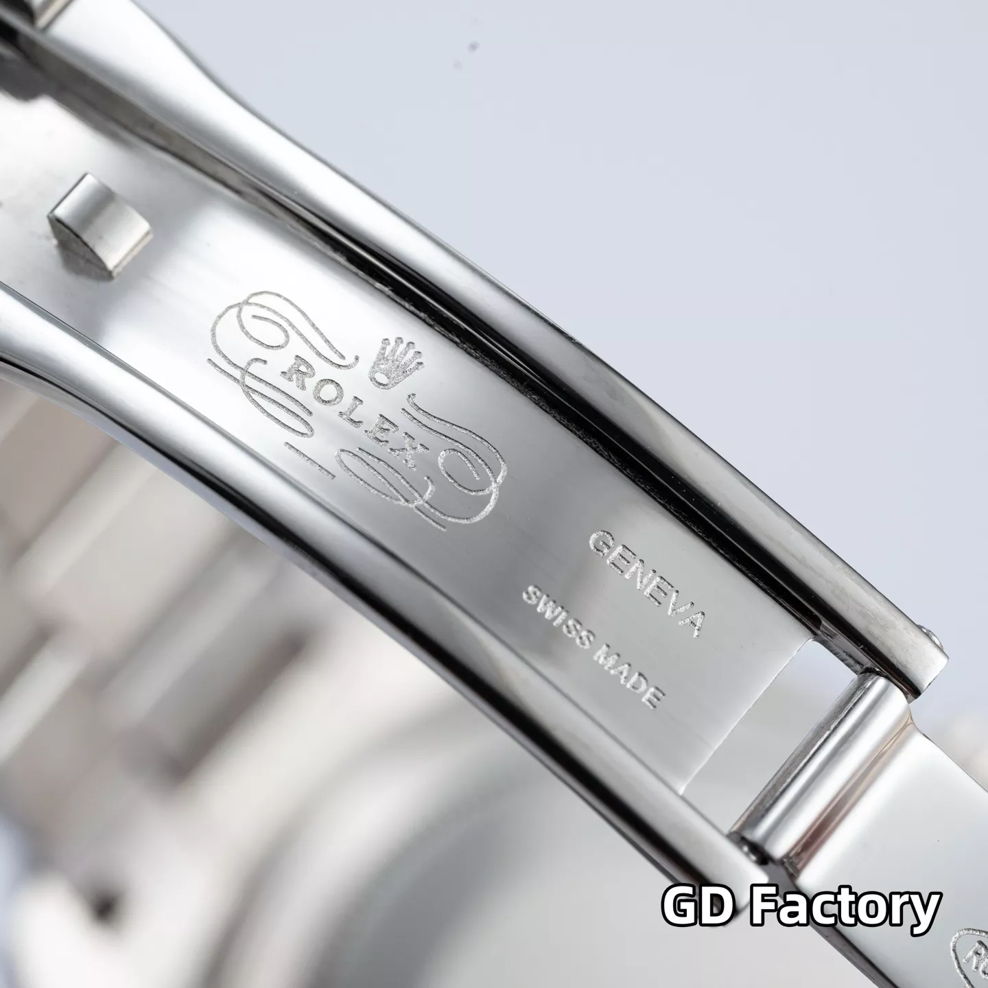 루이비통 40mm 데이데이트 사파이어 크리스탈 메탈 시계 상세 이미지 18