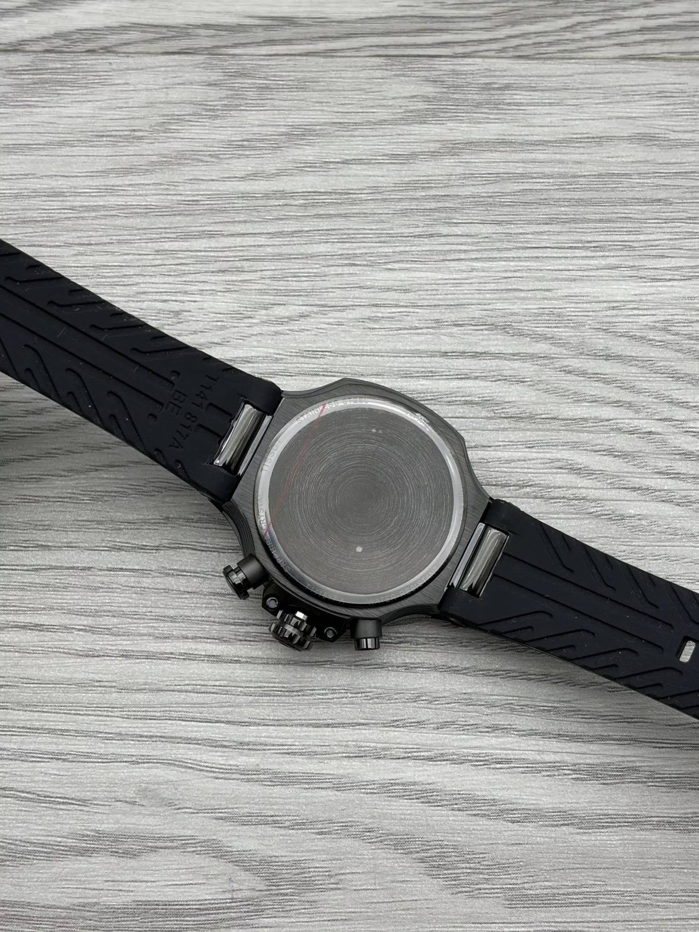 티쏘 모토GP 38mm 실리콘 스트랩 크로노그래프 손목시계 상세 이미지 6