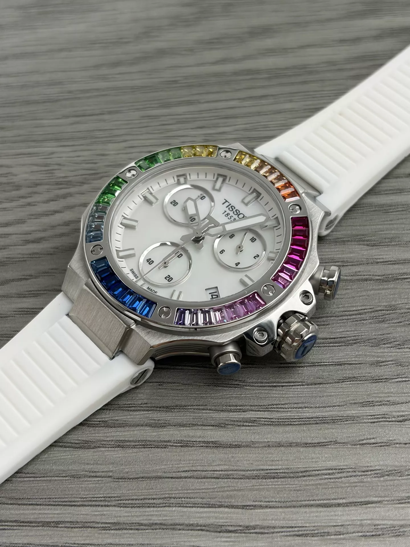 티쏘 모토GP 38mm 실리콘 스트랩 멀티기능 쿼츠 손목시계 상세 이미지 8