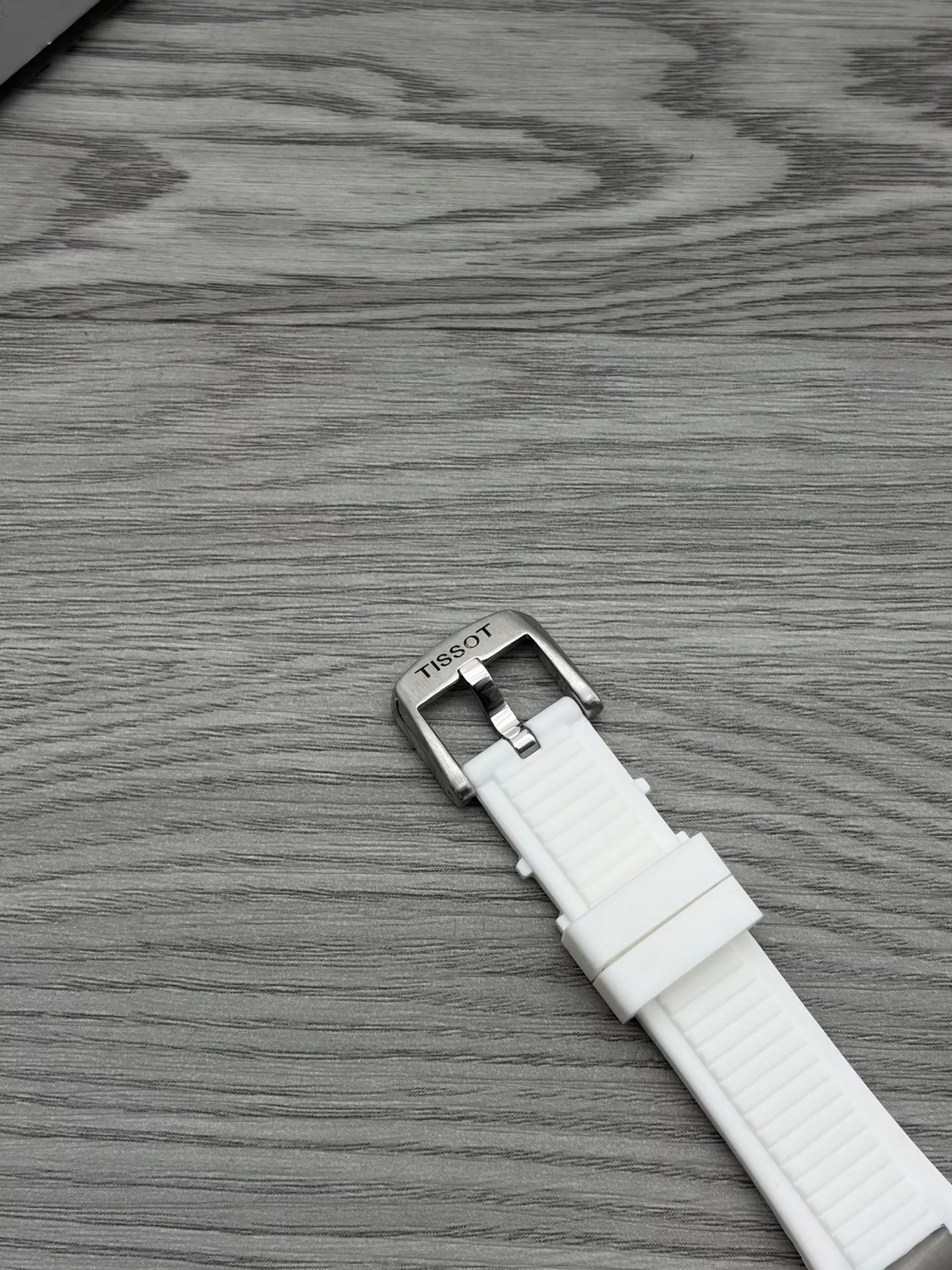 티쏘 모토GP 38mm 실리콘 스트랩 크로노그래프 손목시계 상세 이미지 4