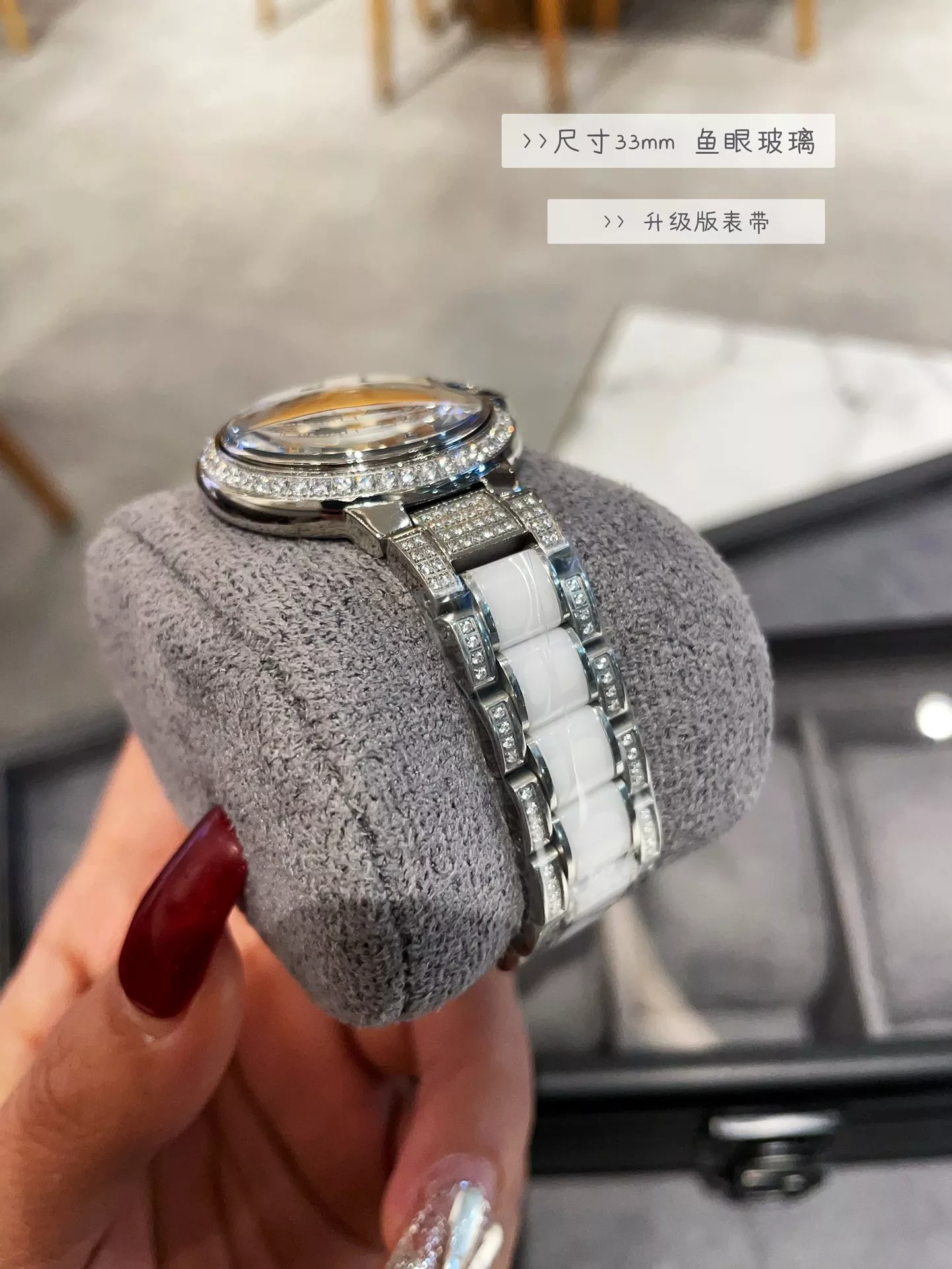 까르띠에 33mm 블루 벌룬 다이아 베젤 쿼츠 손목시계 상세 이미지 9