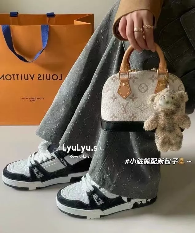 루이비통 나노 알마 모노그램 토트백 상세 이미지 20